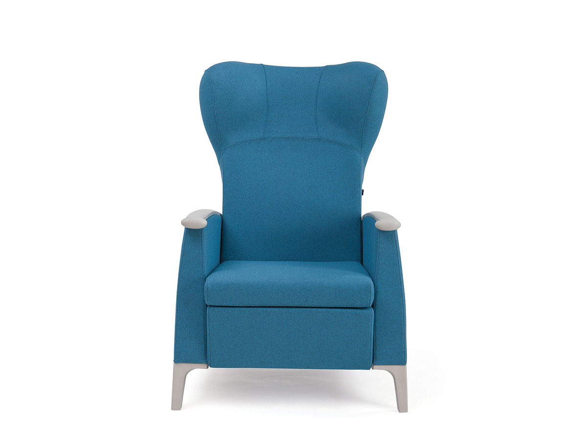 Relaxsessel Mamy Relax in schräger Seitenansicht mit Liegefunktion